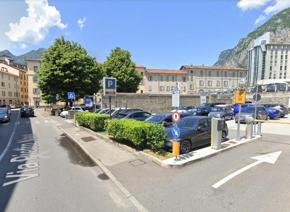 Casa Imbarcadero Apartment Lecco Exterior photo